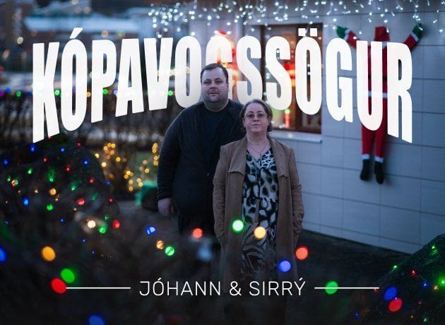 Hjónin Sigríður Stefánsdóttir og Jóhann Sævarsson skreyta húsið sitt hátt og lágt á aðventunni.