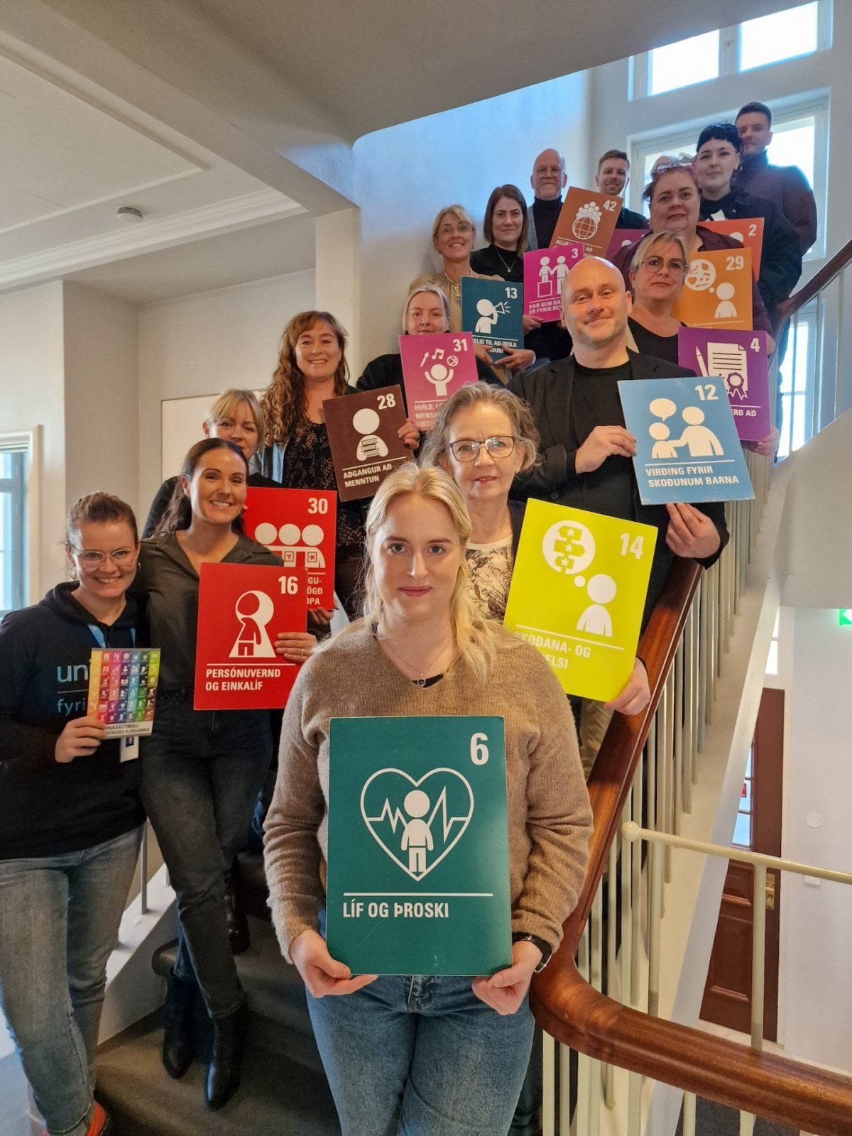 í Samvinnu við UNICEF