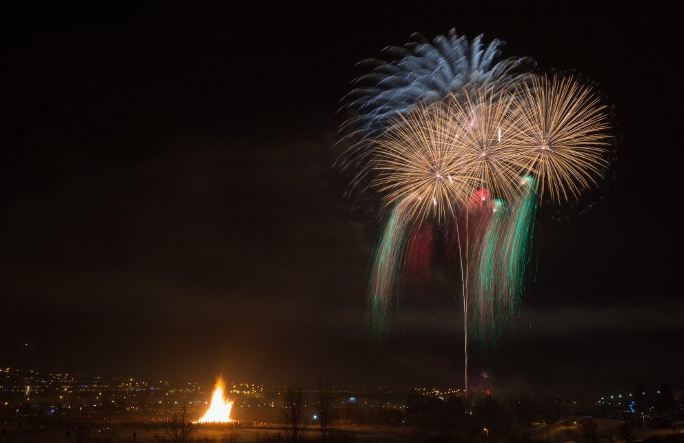 Áramótabrenna í Kópavogsdal.