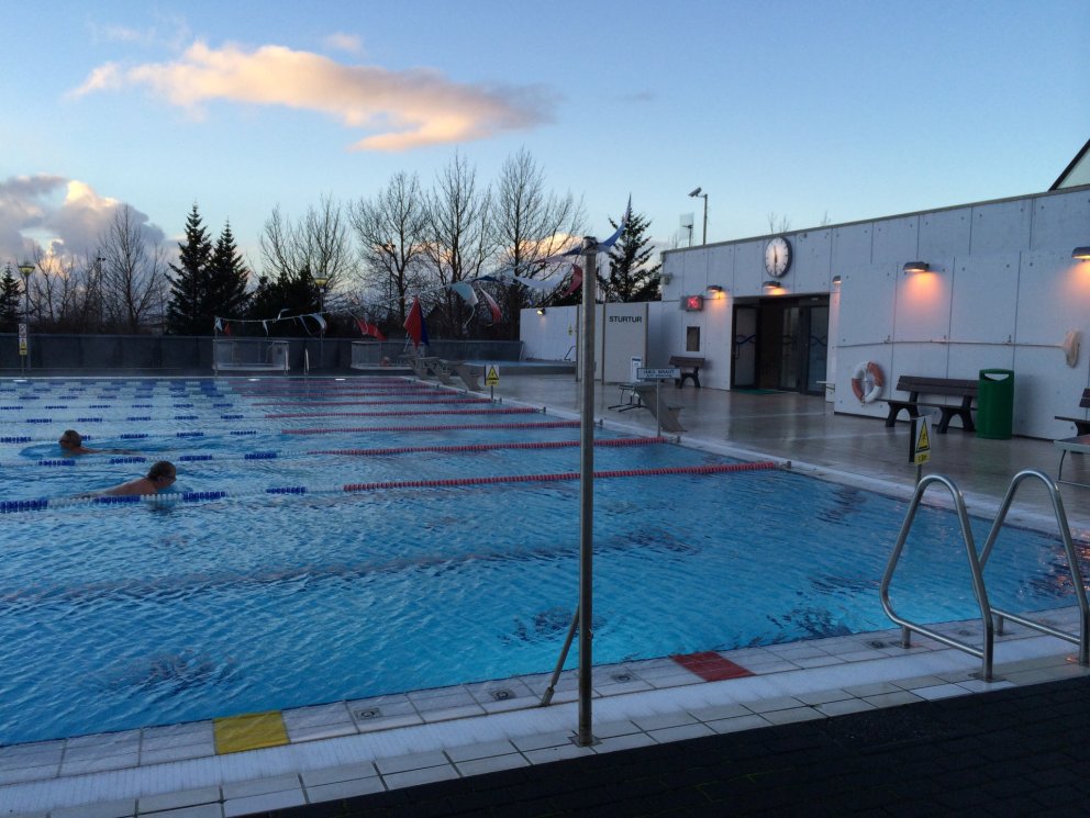 Útilaugin í Sundlaug Kópavogs.