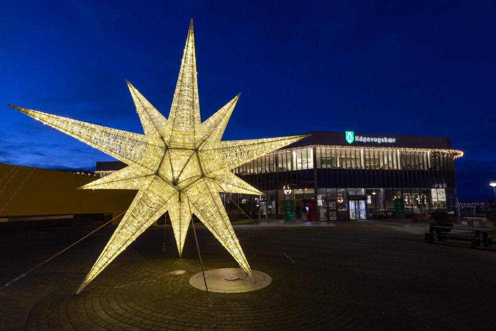 Nauðsynlegt er að panta akstur um hátíðar fyrir 10.desember.