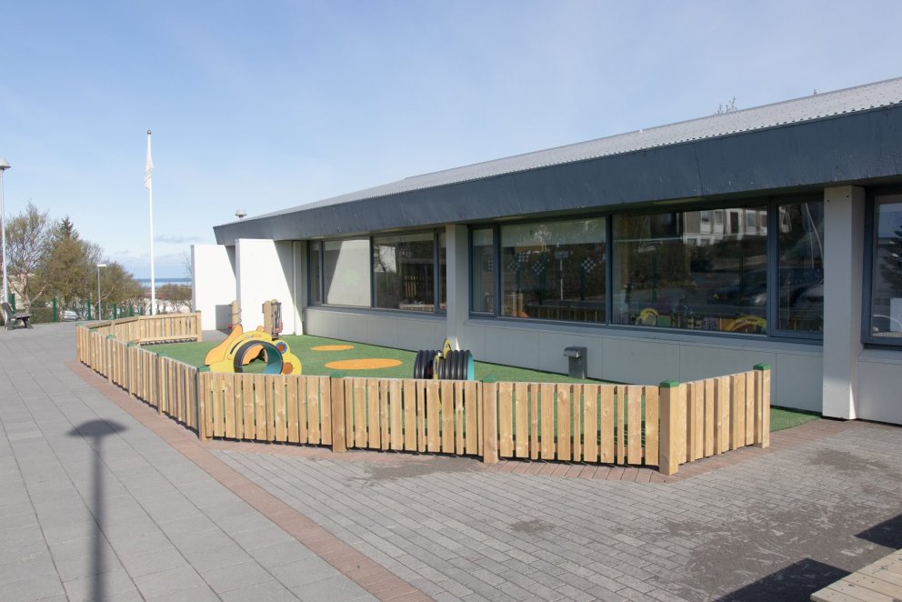 Neðri hæð Fögrubrekku lokar frá og með miðvikudeginum 7.febrúar.