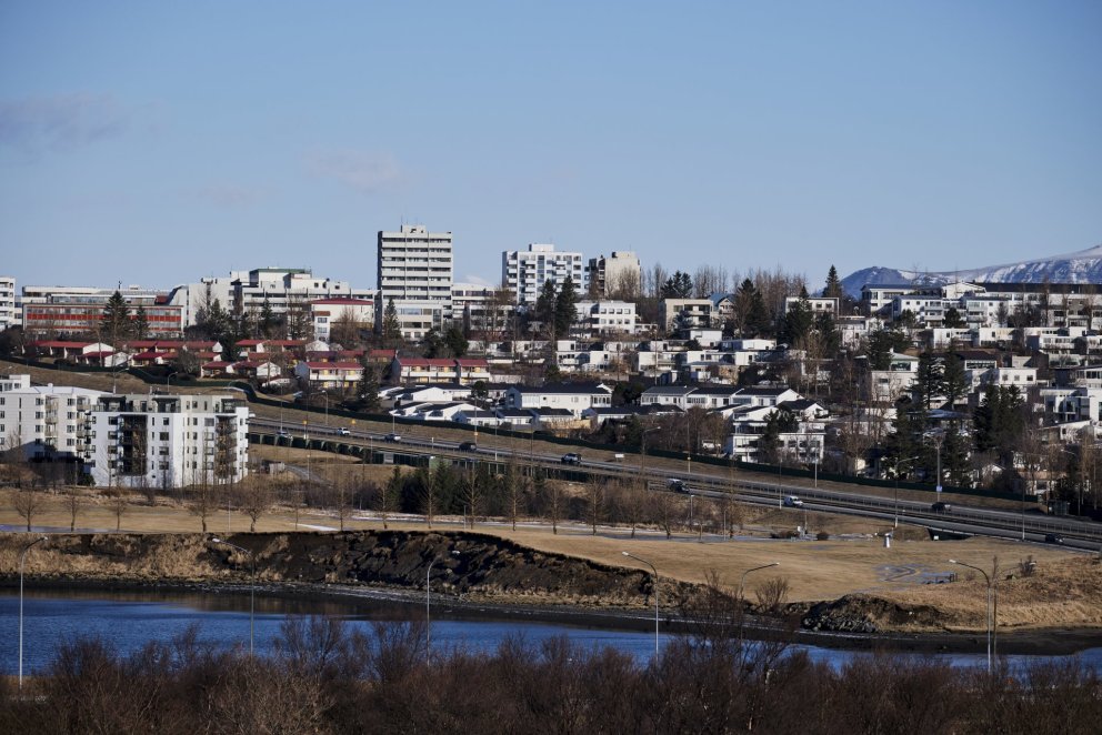 Ársreikningurinn var staðfestur af bæjarstjórn 14.maí.