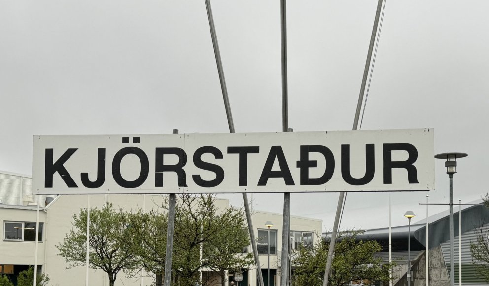 Tveir kjörstaðir eru í Kópavogi, Smárinn og Kórinn.