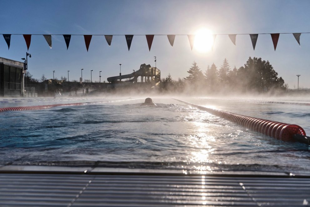 Sundlaugar Kópavogs verða opnar fyrir og eftir rauða viðvörun.