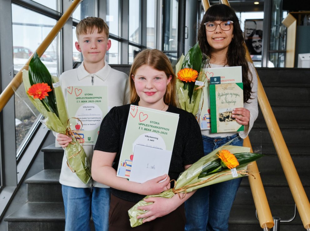 Marel Briem í öðru sæti, Inga Bríet Valberg í fyrsta sæti og Sara Mjöll Serrano í því þriðja. 