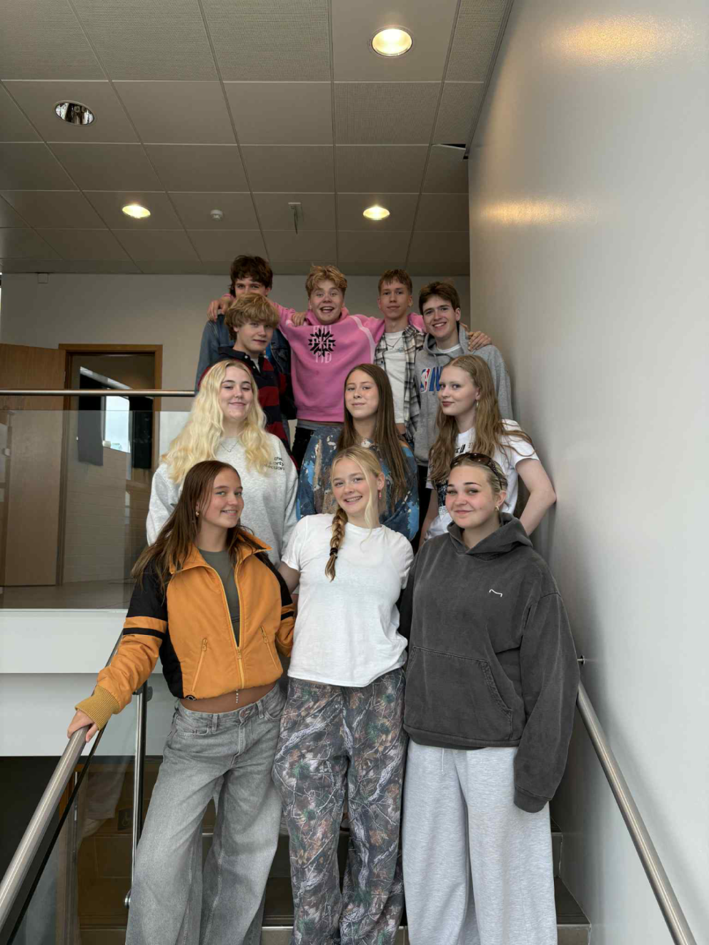 Nöfnin á jafningjafræðurunum 2025 eru Særún, Beta, Telma, Ísak Rökkvi, Lilja Karen, Dagur, Bjarki, …