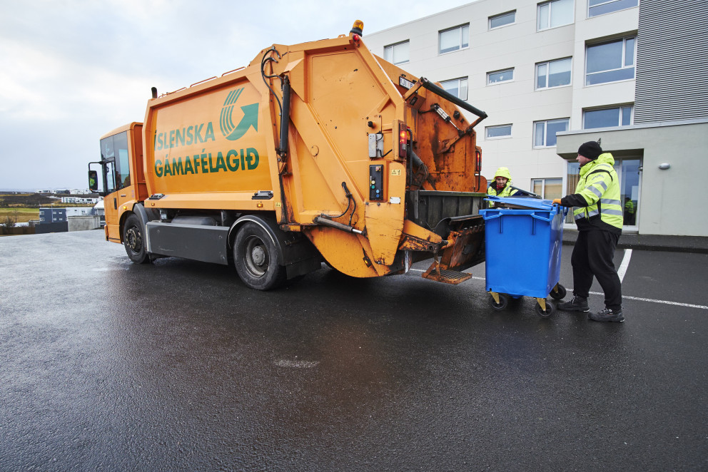 Plast og pappír fer í bláu tunnurnar í Kópavogi.