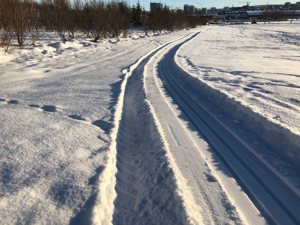 Gönguskíðaspor á Kópavogstúni.