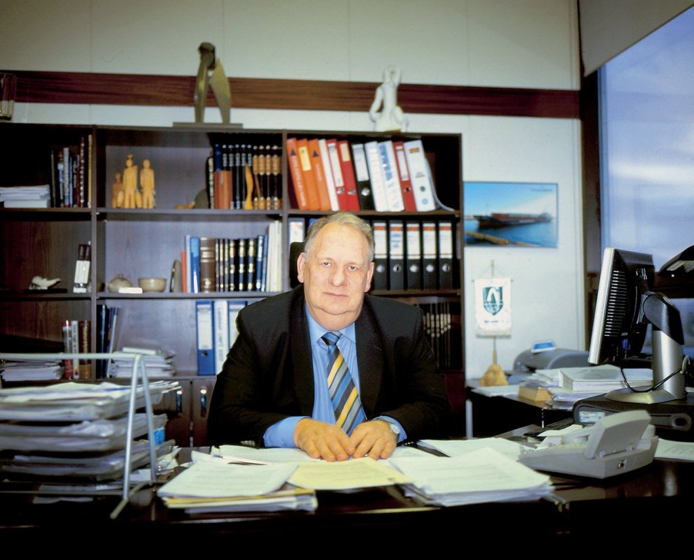 Gunnar I. Birgisson á skrifstofu bæjarstjóra Kópavogs.