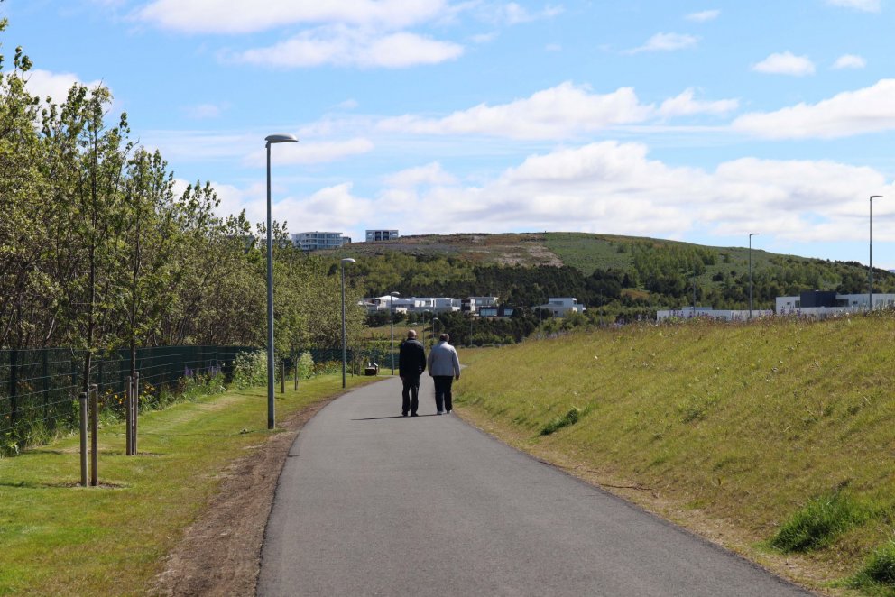 Heilsuhringurinn er í kringum Kópavogskirkjugarð.