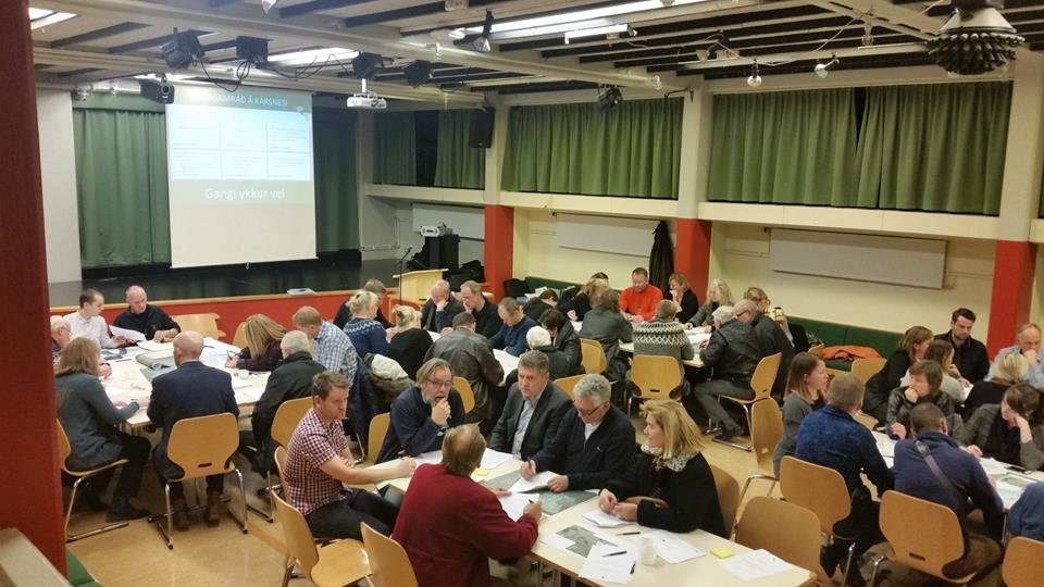 Frá íbúafundi í Kársnesskóla.