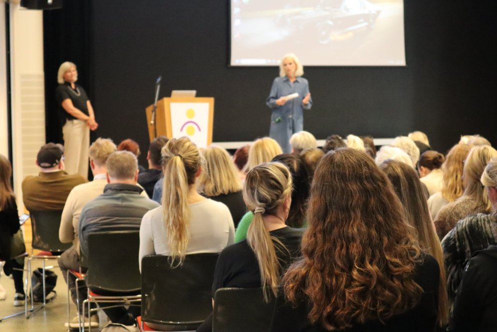 Kennarar elsta stigs, íþróttakennarar og list- og verkgreinakennarar í Álfhólsskóla - Hjalla á menn…