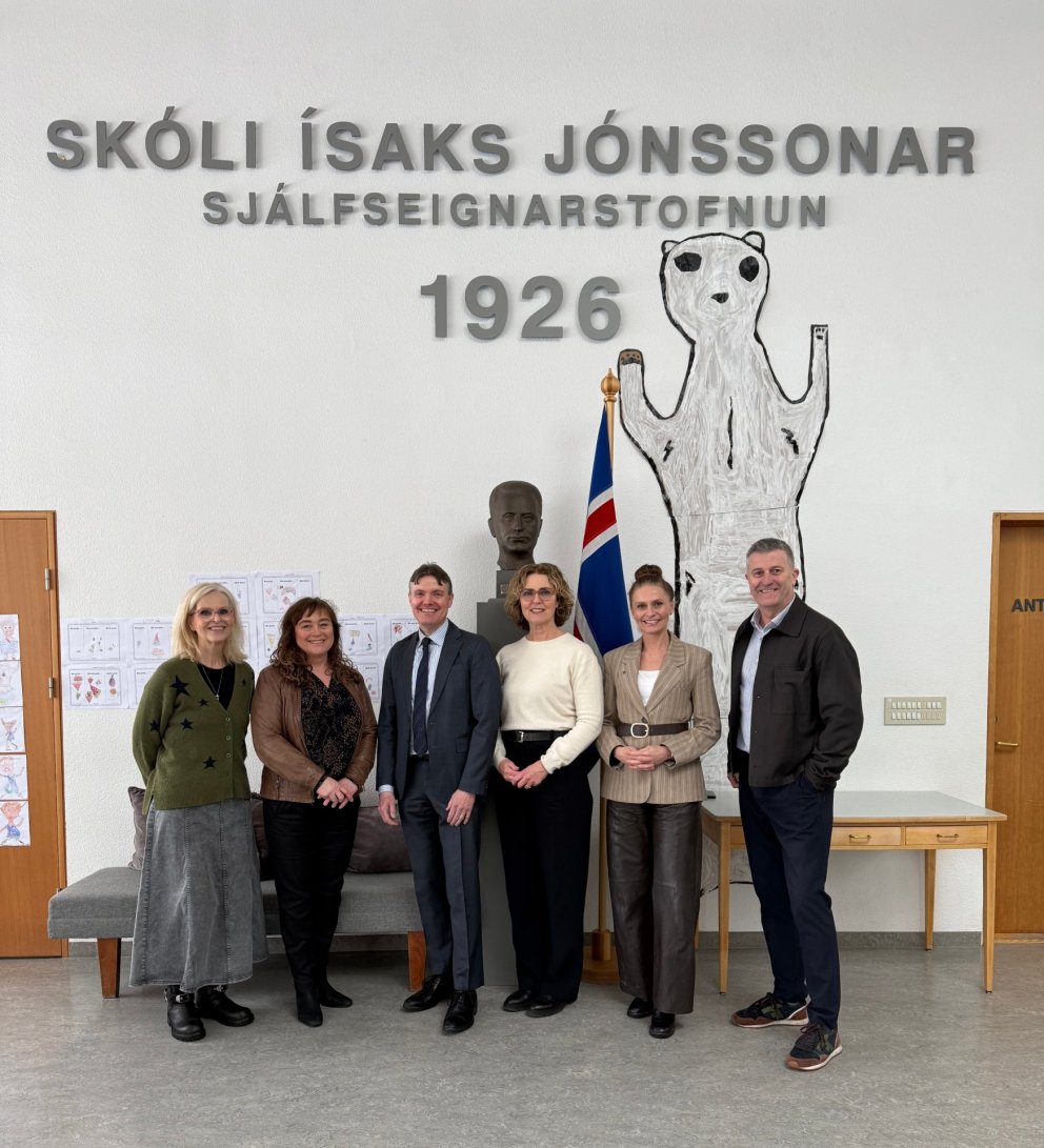 Frá vinstri: Ingibjörg Ýr Pálmadóttir, deildarstjóri grunnskóladeildar Kópavogs, Anna Birna Snæbjör&hellip;