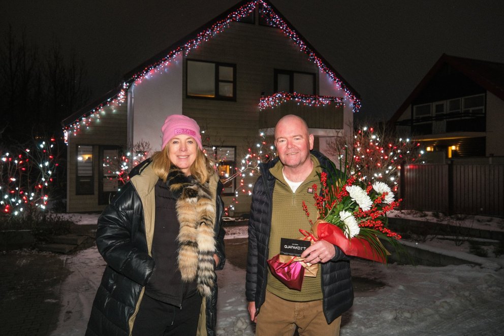 Elísabet Sveinsdóttir forseti bæjarstjórnar og formaður lista- og menningarráðs og Hjörtur Eiríksso…