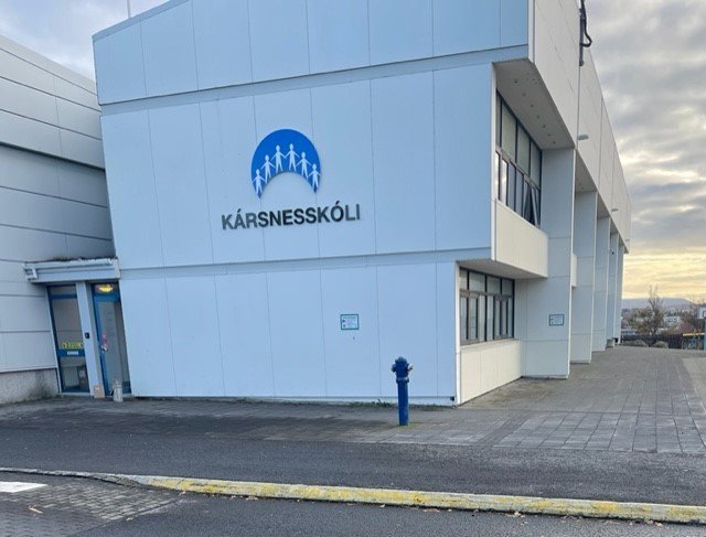Kársnesskóli.
