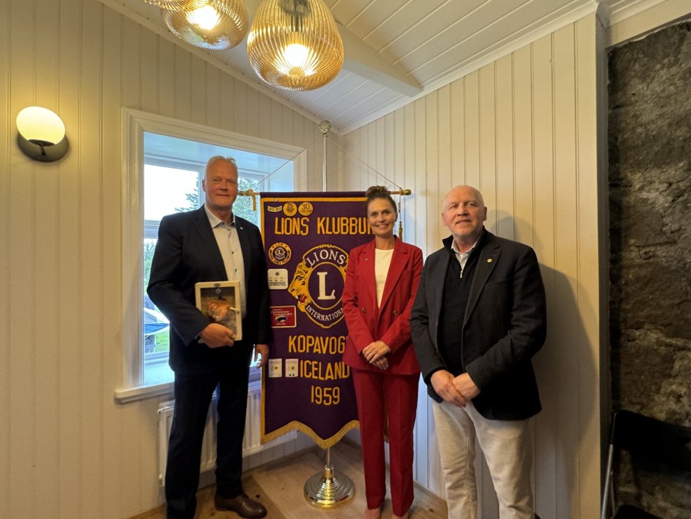 Fannar Jónasson, Ásdís Kristjánsdóttir og Ómar Þorsteinsson.