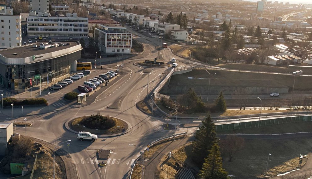 Viðhaldsframkvæmdir á brúnni yfir gjána hefjast að kvöldi 5.ágúst.
