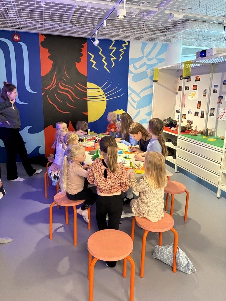 Líf og fjör í Náttúrufræðistofu Kópavogs.