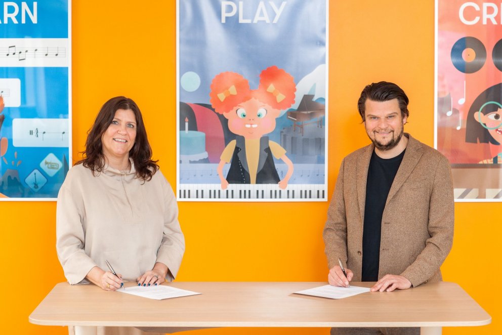 Bergþóra Þórhallsdóttir verkefnastjóri í upplýsingartækni í skólastarfi hjá Kópavogsbæ og Jón Gunna…