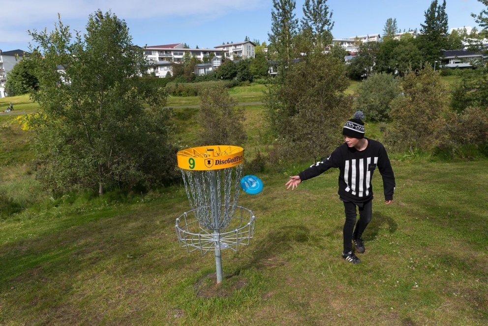 Frisbígolf í Kópavogi.