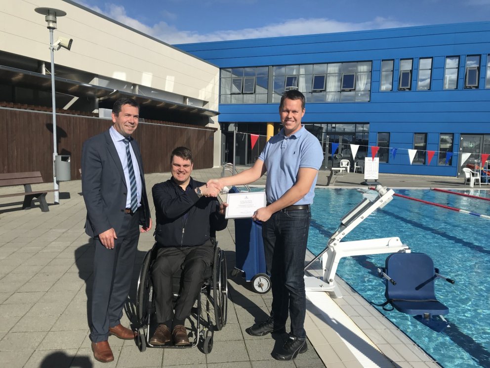 Ármann Kr. Ólafsson, Bergur Þorri Benjamínsson og Guðmundur Halldórsson í Salalaug.