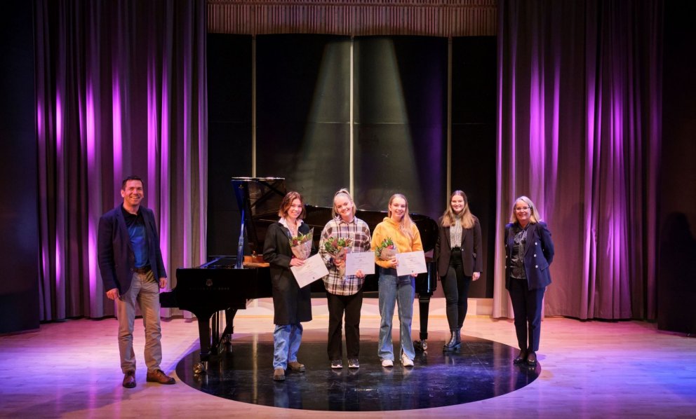 Mynd frá vinstri: Ármann Kr. Ólafsson, Marín Inga Schulin Jónsdóttir, Katrín Ýr Erlingsdóttir, Frey…