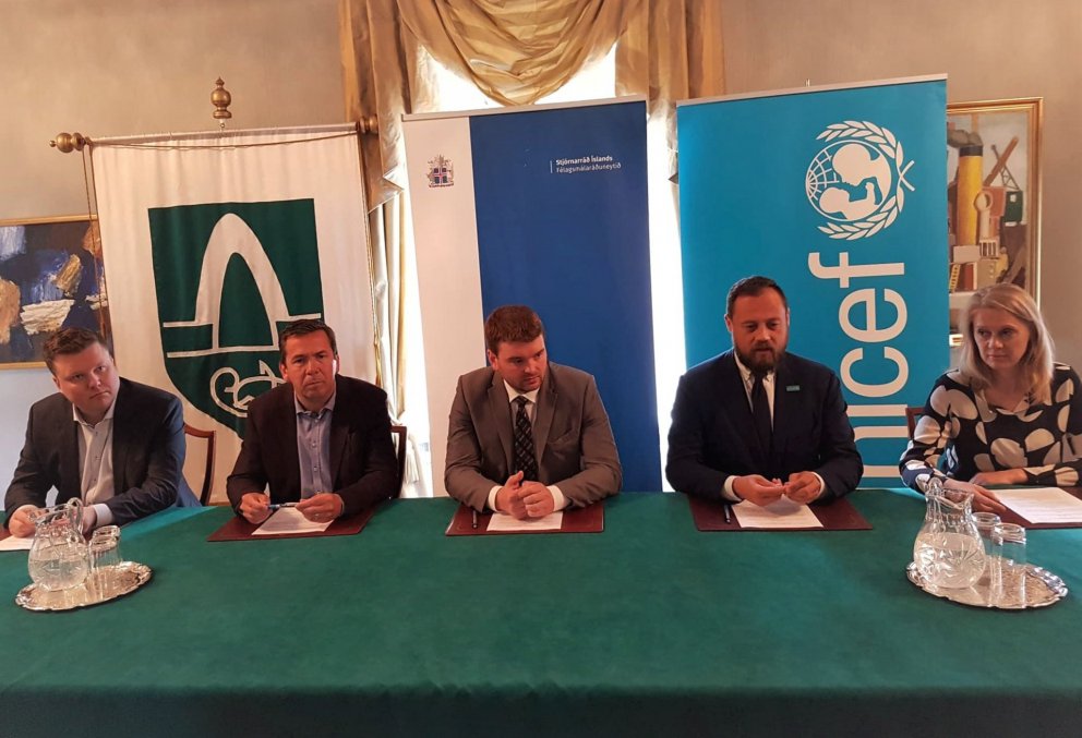 Frá vinstri: Birkir Jón Jónsson, formaður bæjarráðs Kópavog, Ármann Kr. Ólafsson bæjarstjóri Kópavo…