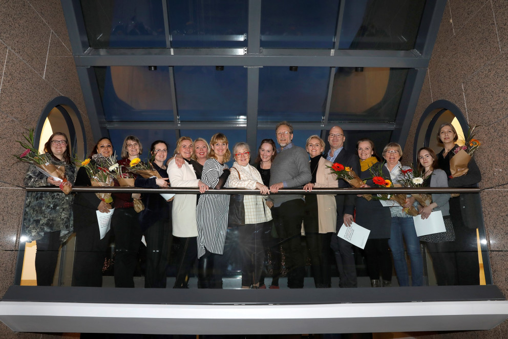 Handhafar styrkja Lista- og menningarráðs 2018 ásamt ráðinu.