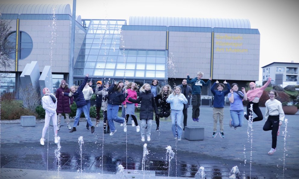 Hressir þátttakendur í Vatnsdropanum.