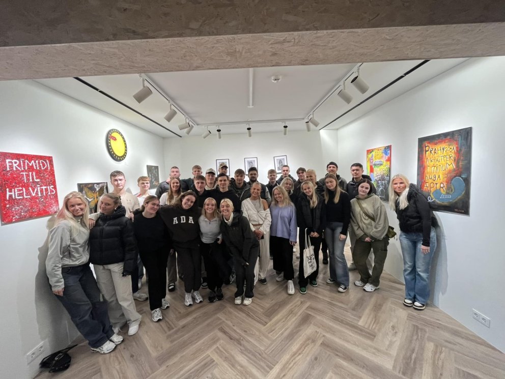 Flokkstjórar í Vinnuskólanum fengu námskeið og fræðslu áður en Vinnuskólinn hófst.