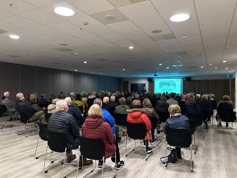 Fjölmörg áhugasöm mættu á fyrirlestur Virkni og vellíðan.