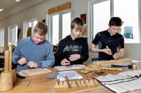 Listamennirnir að störfum