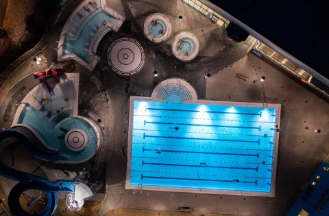 Salalaug í skammdeginu.