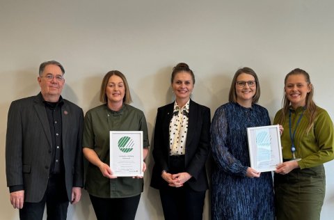 Hörður Svavarsson, Heiðdís Hauksdóttir, Ásdís Kristjánsdóttir, Agnes Gústafsdóttir og Ester Alda Hr…