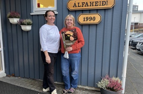 Anna Rósa Sigurjónsdóttir og Rakel Ýr Ísaksen stjórnendur leikskólans Álfaheiði.