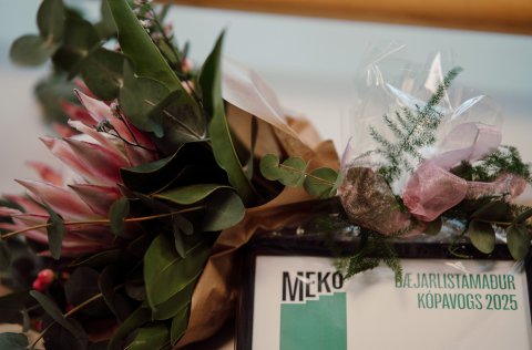 Auglýst er eftir bæjarlistamanni Kópavogs 2026.