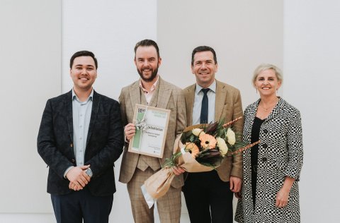 Guðjón Davíð Karlsson er bæjarlistamaður Kópavogs árið 2022.