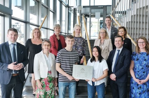 fremri röð frá vinstri: Ásmundur Einar Daðason,  Anna Elísabet Ólafsdóttir, Eiríkur Örn Beck, Ingun…