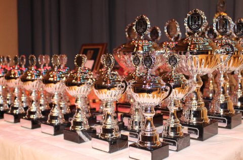 Íþróttafólki sem skarar framúr í Kópavogi eru veittar viðurkenningar á íþróttahátíð bæjarins.