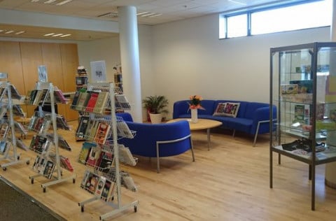 Bókasafn Kópavogs eftir breytingar 2016.