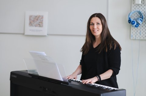 Þóra Marteinsdóttir