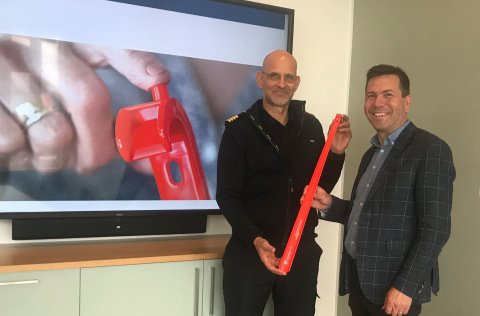 Jón Viðar Matthíasson slökkviliðsstjóri Slökkviliðs höfuðborgarsvæðisins og Ármann Kr. Ólafsson bæj…