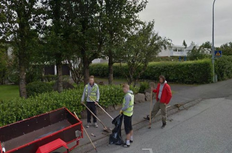 Google bíllinn fann sumarstarfsmenn í Kópavogi.