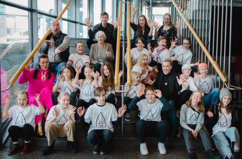 Börn og fullorðnir ræddu málin á Vatnsdroparáðstefnu.