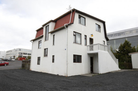 AA-samtökin með aðstöðu í Hvíta húsinu