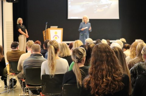 Kennarar elsta stigs, íþróttakennarar og list- og verkgreinakennarar í Álfhólsskóla - Hjalla á menn…