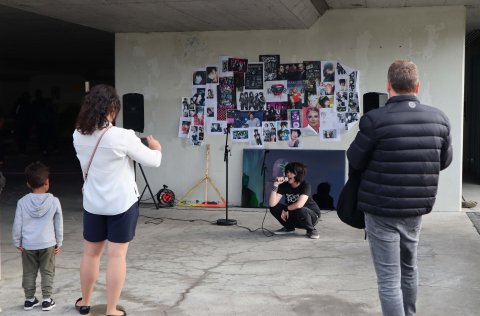 Atriðið „Emo karaoke/Emo history