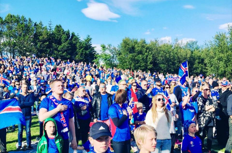 Frá leik Íslands gegn Frakklandi í EM 2016 sem einnig var sýndur á Rútstúni.