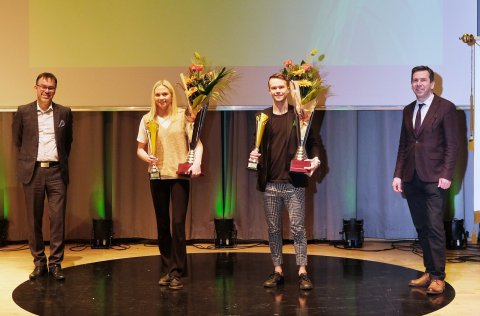 Á myndinni eru frá vinstri Jón Finnbogason, formaður íþróttaráðs Kópavogs, Karen Sif Ársælsdóttir, …
